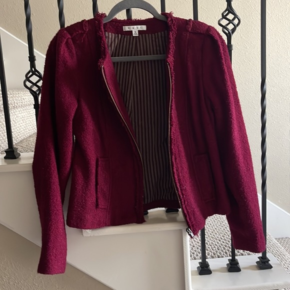 CAbi #530 Blazer Jacket Britt Boucle Merlot Blazer Burgundy Red Wool Blends Sz 6 - Picture 5 of 12